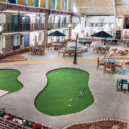 Howard Johnson By Wyndham Burlington Extérieur photo